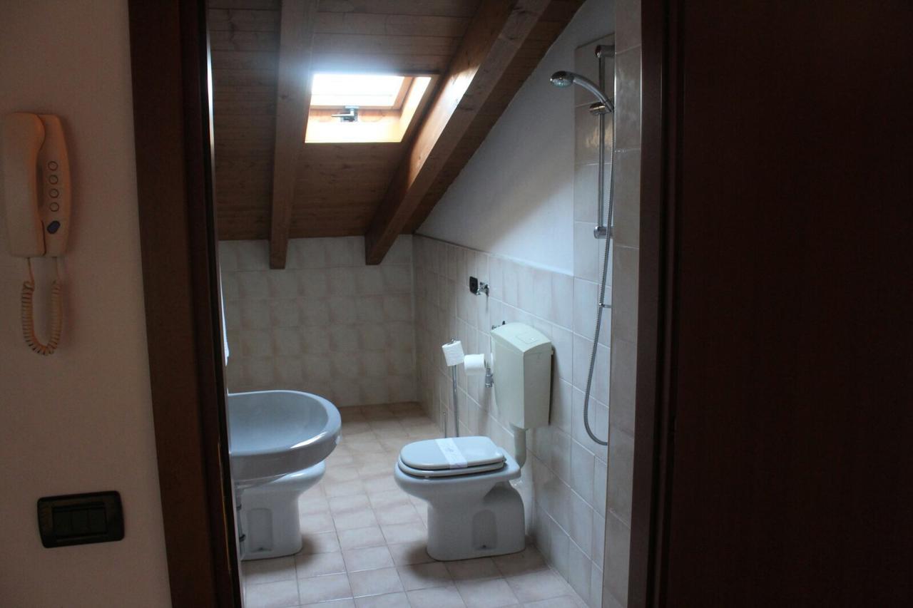 Casa Regina Lägenhet Desenzano del Garda Exteriör bild