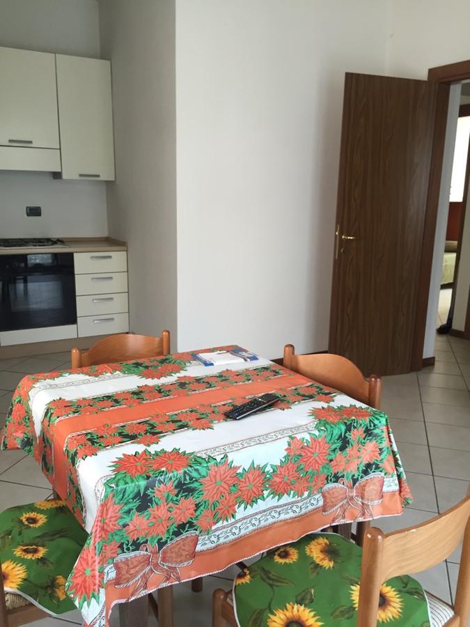 Casa Regina Lägenhet Desenzano del Garda Exteriör bild